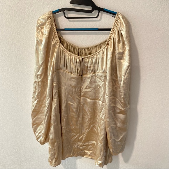 136. MAJORELLE Carla Dress In Metallic Neutral Size M